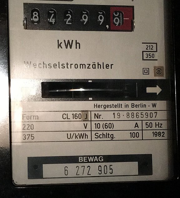 Typischer BEWAG-Wechselstromzähler